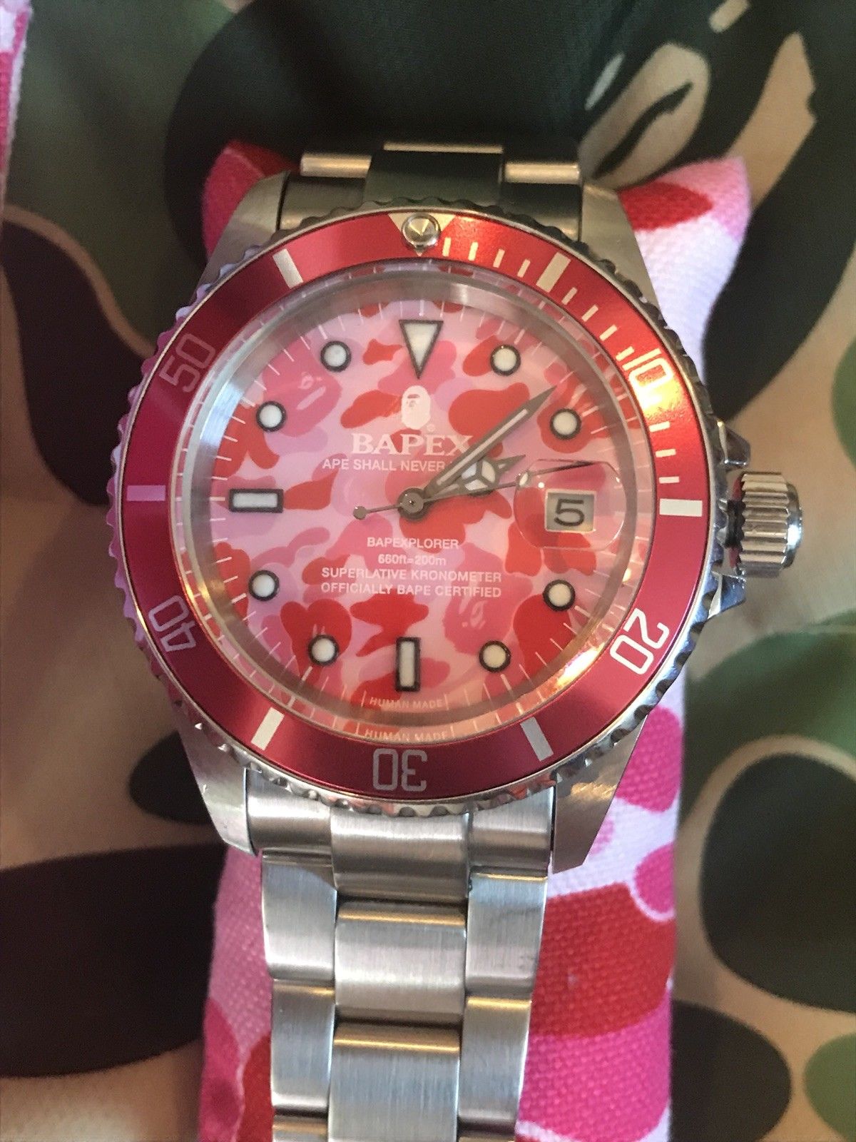 Les montres BAPE les plus chères sur eBay ! 